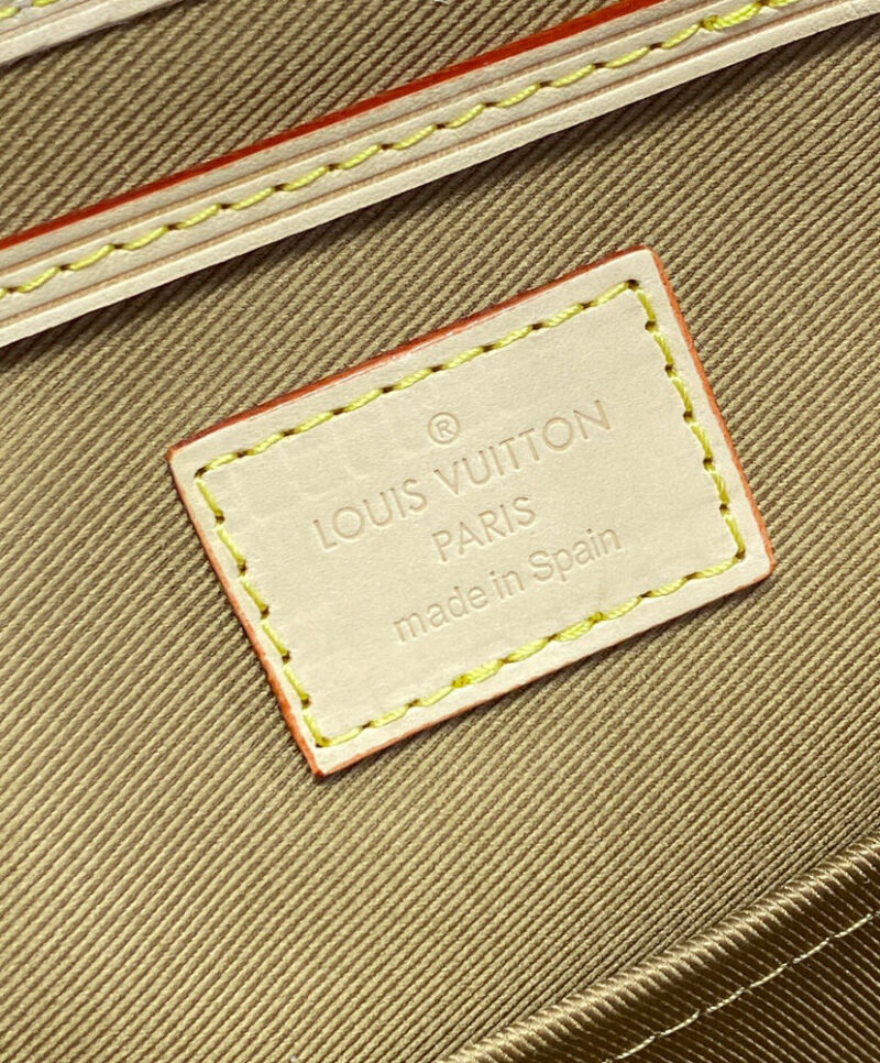 Louis Vuitton Montsouris Mini M11199 Brown